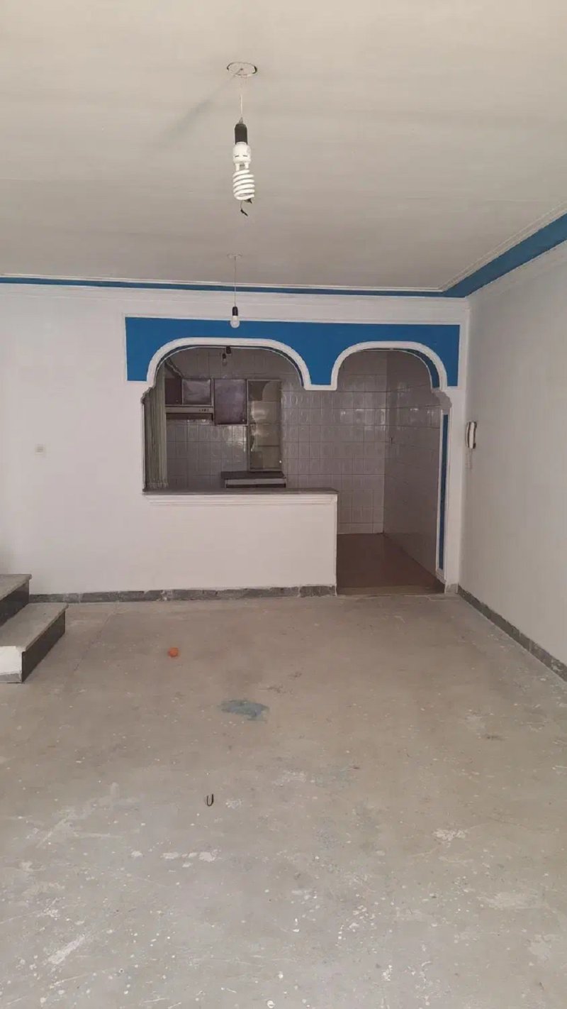 خانه 100 متری دو خوابه در بلوار امام رضا ساری14442737012