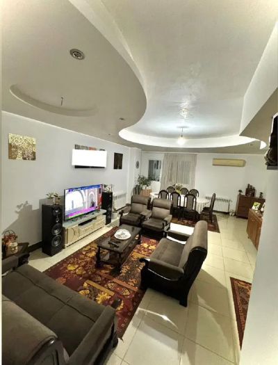 آپارتمان 110 متری دو خوابه در میدان خزر ساری