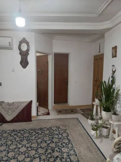 خانه 100 متری دو خوابه در بلوار امام رضا ساری