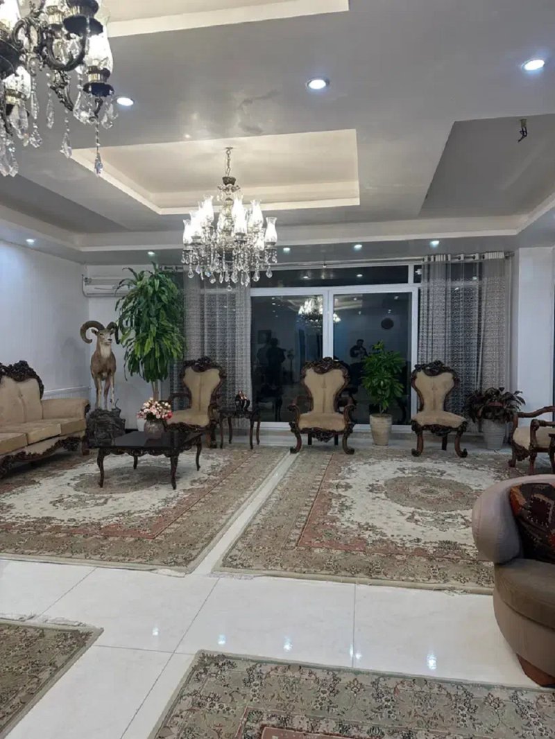 آپارتمان 215 متری سه خوابه در سلمان فارسی ساری14444237043