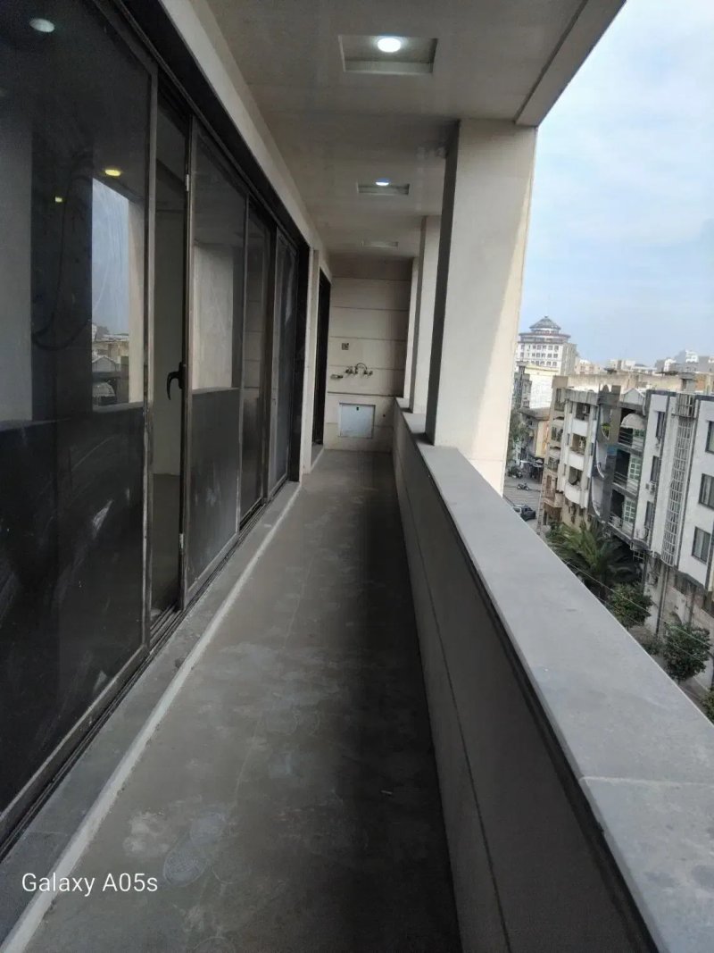 اداری 110 متری یک خوابه در باغ سنگ ساری14437936874