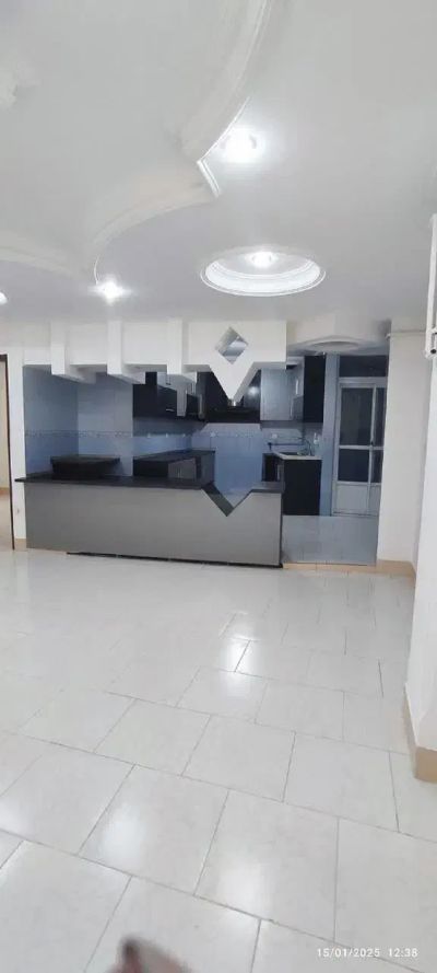 آپارتمان 100 متری دو خوابه در بلوار معلم ساری