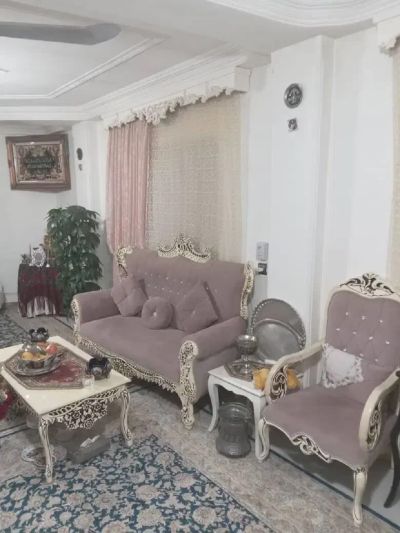 خانه 100 متری دو خوابه در بلوار امام رضا ساری