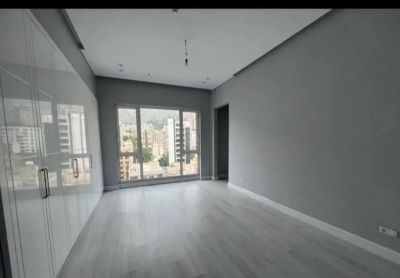 آپارتمان 170 متری سه خوابه در فرمانیه تهران