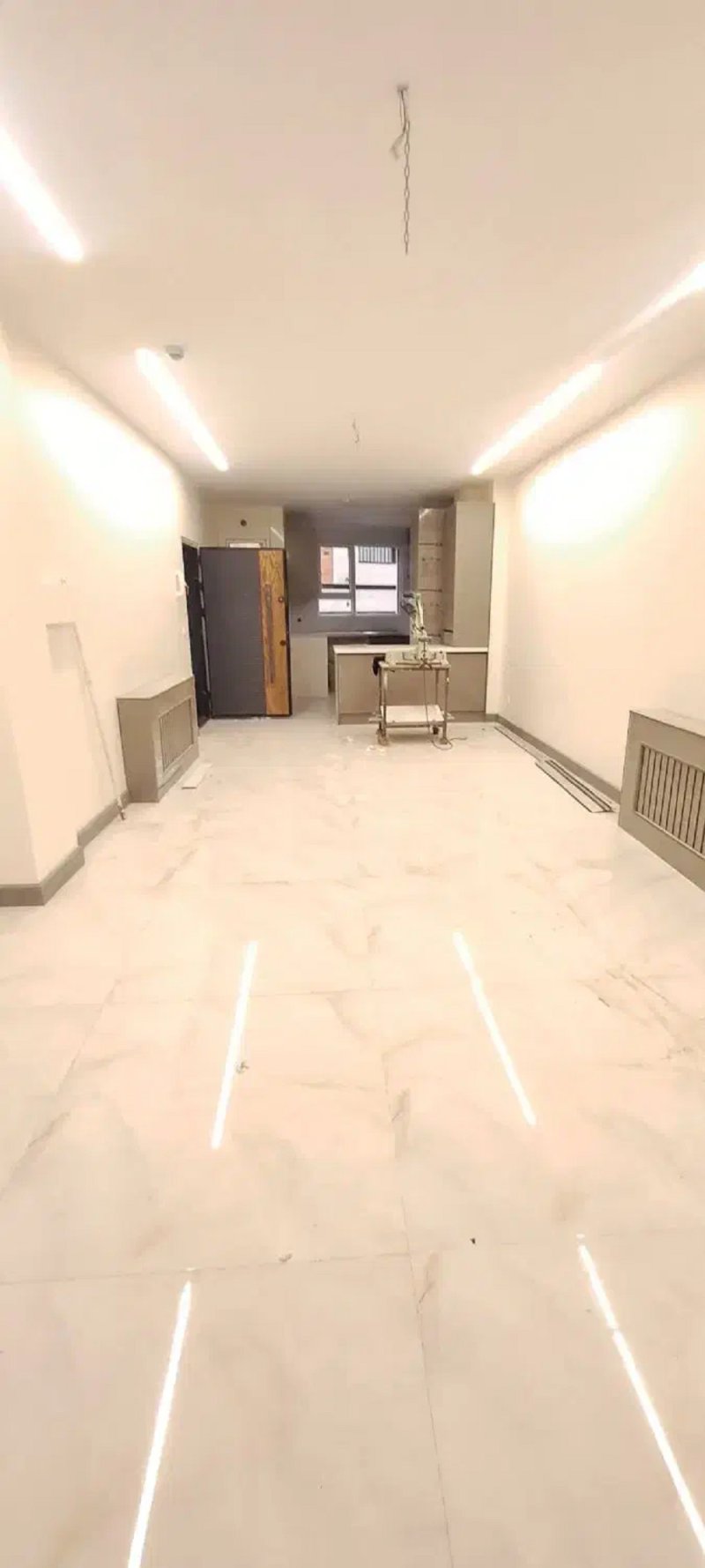 آپارتمان 95 متری دو خوابه در دزاشیب تهران14455837165