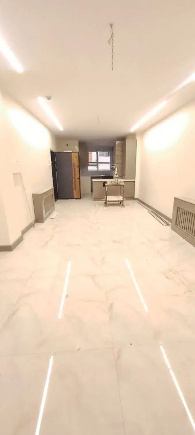 آپارتمان 95 متری دو خوابه در دزاشیب تهران