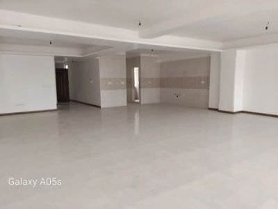 آپارتمان 220 متری سه خوابه در خیابان بعثت ساری