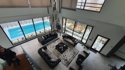 ویلا 580 متری دو خوابه در شهرک زعفرانیه کرج