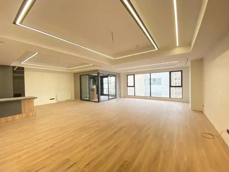 آپارتمان 215 متری سه خوابه در فاز 3 گوهردشت14482137412