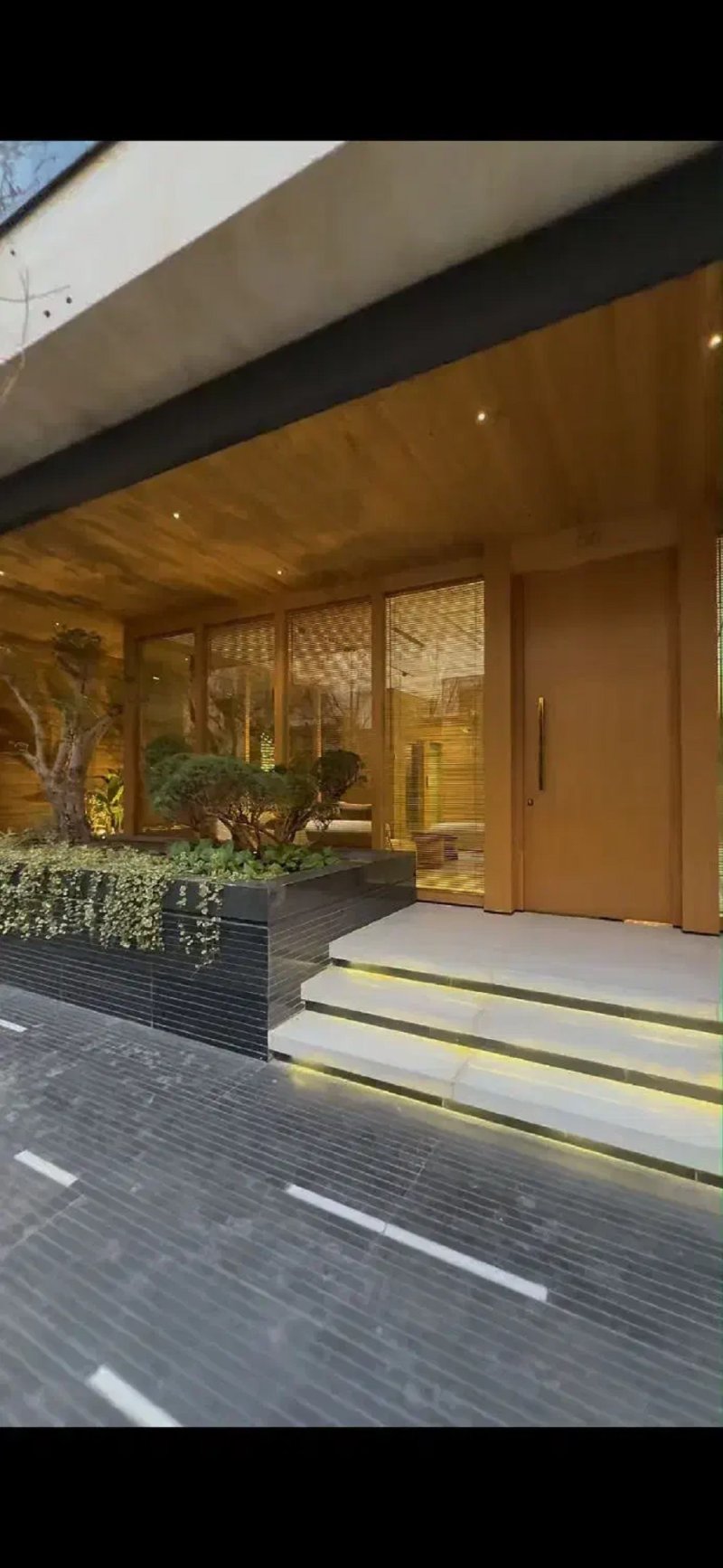 آپارتمان 210 متری سه خوابه در سعادت آباد تهران14477237371