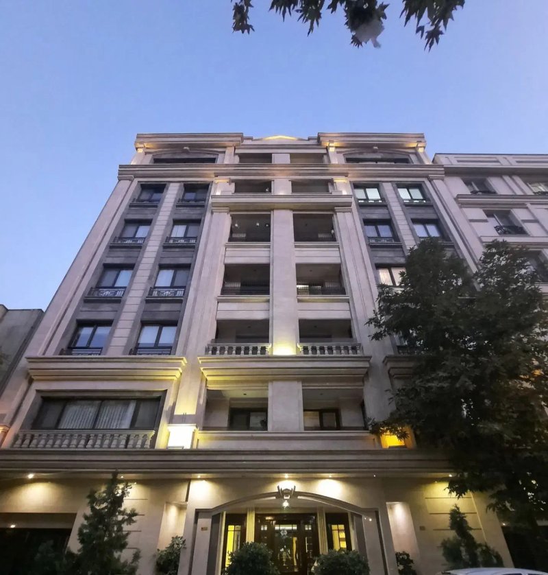 آپارتمان 160 متری سه خوابه در سعادت آباد تهران14477037365