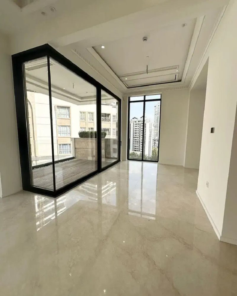 آپارتمان 270 متری سه خوابه در سعادت آباد تهران14478237385