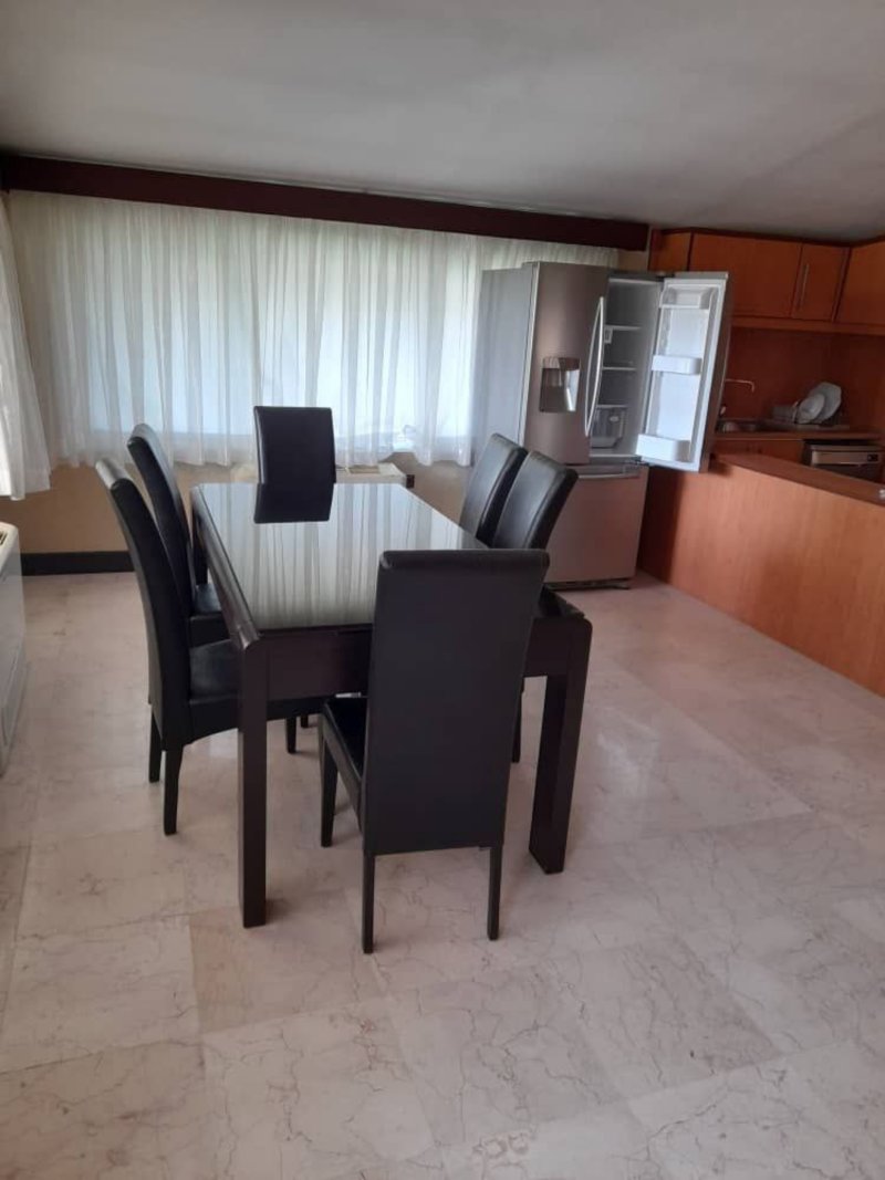 ویلا 1080 متری در طالقان14487837487