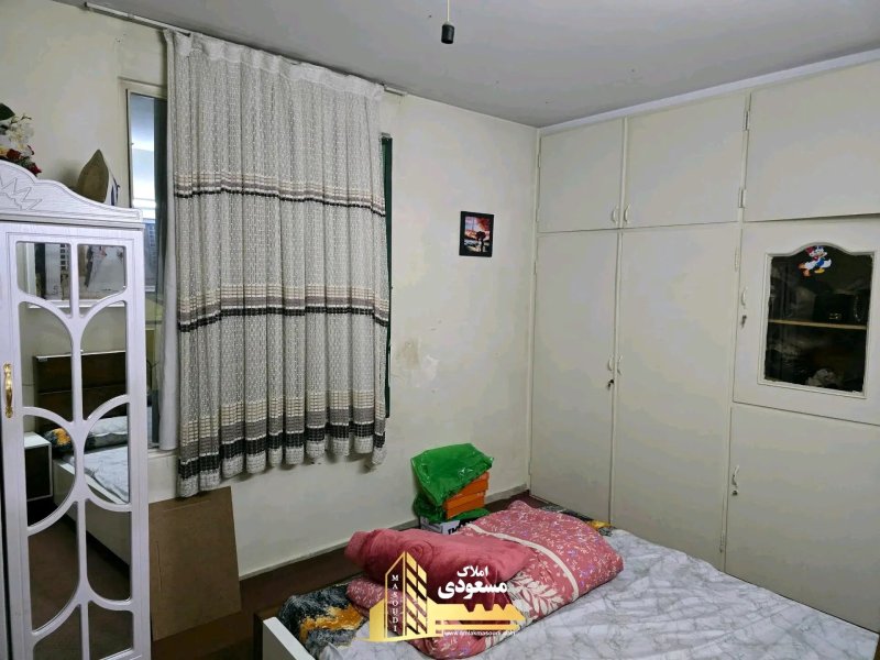 آپارتمان 135 متری دو خوابه در خیابان ولیعصر تهران14493037509