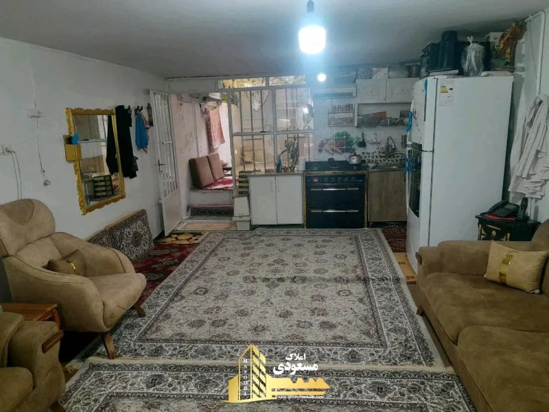 ویلا 80 متری در چهار راه مخابرات شهریار14493837537