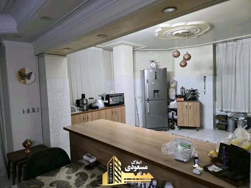 آپارتمان 135 متری دو خوابه در خیابان ولیعصر تهران14493037506