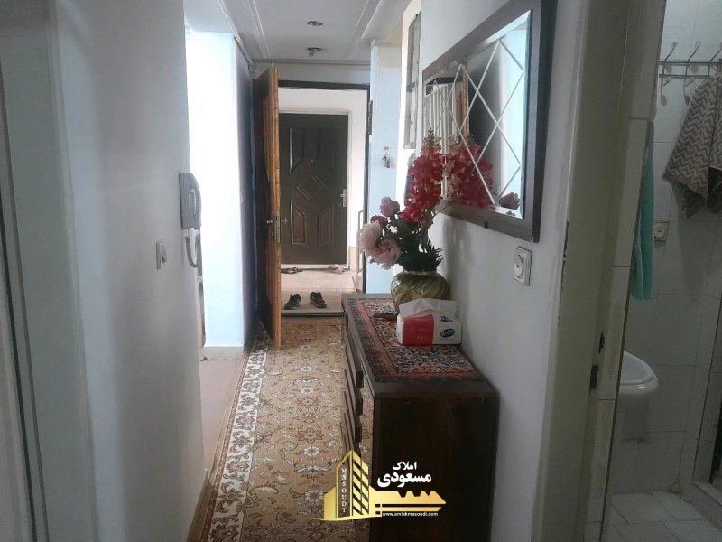 آپارتمان 85 متری دو خوابه در امیریه شهریار14499737576