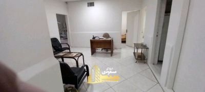 تجاری 102 متری سه خوابه در میدان امام خمینی شهریار