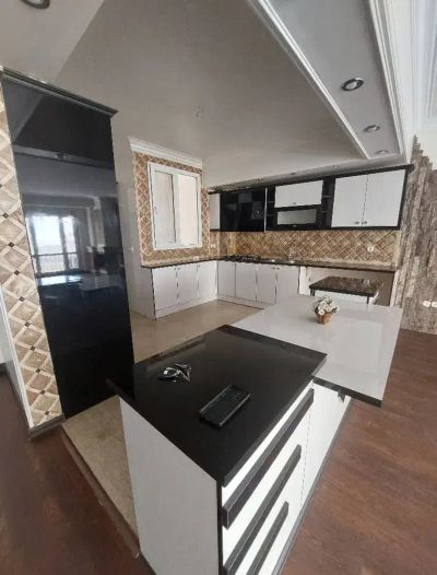 آپارتمان 155 متری سه خوابه در اختیاریه تهران