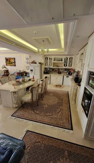 آپارتمان 175 متری سه خوابه در عظیمیه کرج