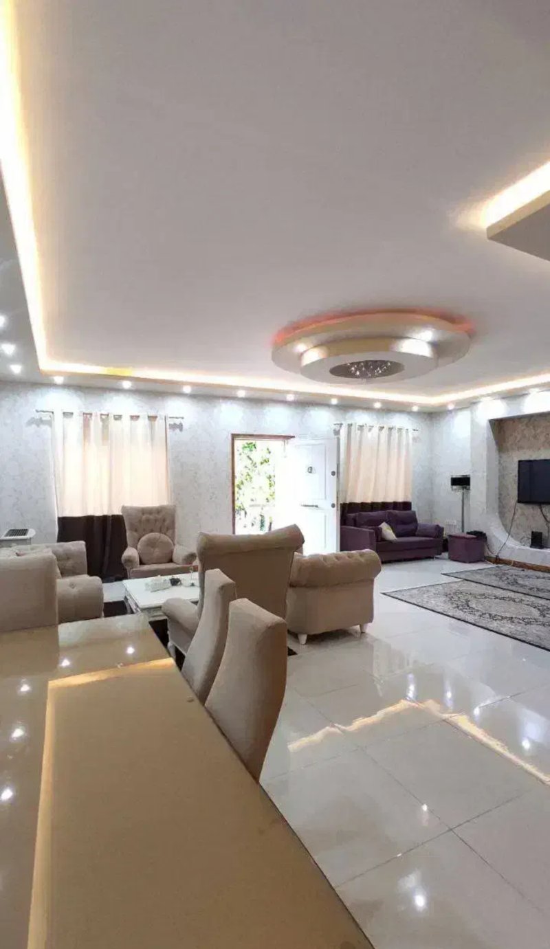 ویلا 300 متری سه خوابه در امیرآباد چمستان14511137725