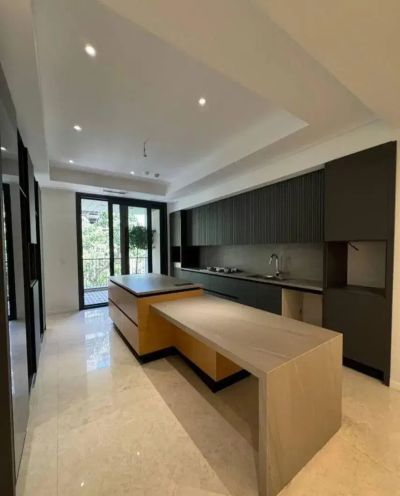 آپارتمان 85 متری دو خوابه در پونک تهران