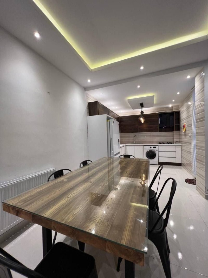 ویلا 300 متری سه خوابه در امیرآباد چمستان14511037720