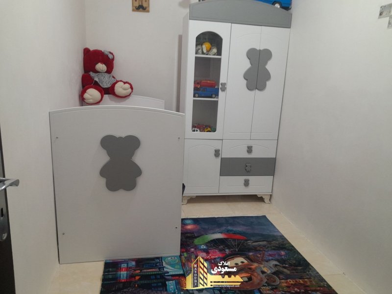 ویلا 40 متری دو خوابه در خیابان صاحب الزمان شهریار14519637798