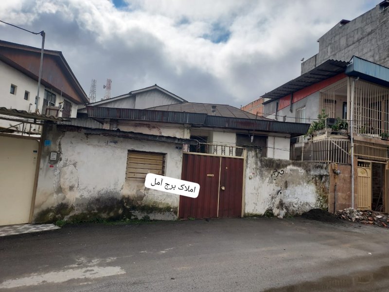 ویلا 140 متری در خیابان امام رضا آمل14528137886