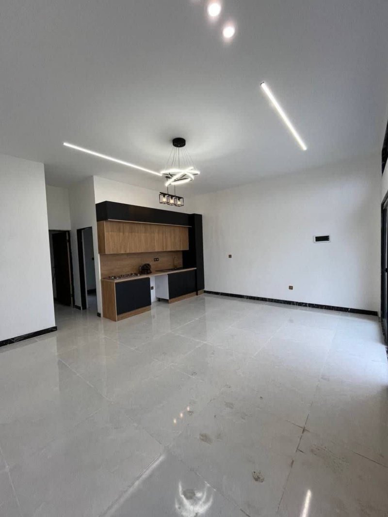 ویلا 120 متری دو خوابه در آغوزبن آمل14527437865