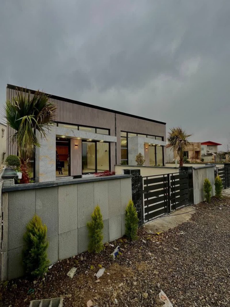 ویلا 120 متری دو خوابه در آغوزبن آمل14527437866