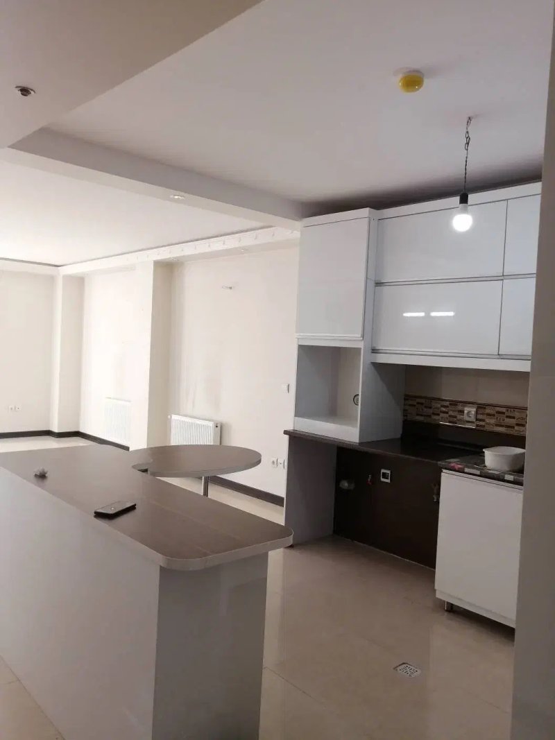 آپارتمان 92 متری دو خوابه در سعادت آباد اصفهان14531637925