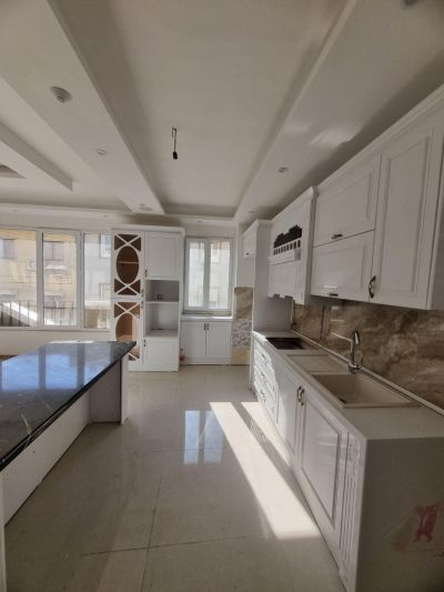 آپارتمان 193 متری سه خوابه در نیکرام رشت
