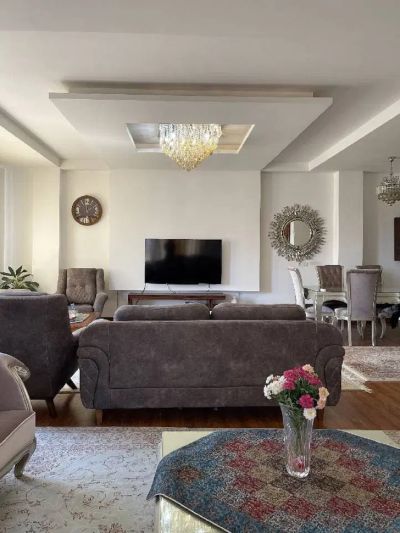 آپارتمان 230 متری سه خوابه در کوی شفا ساری