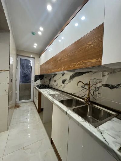 آپارتمان 180 متری سه خوابه در معلم رشت