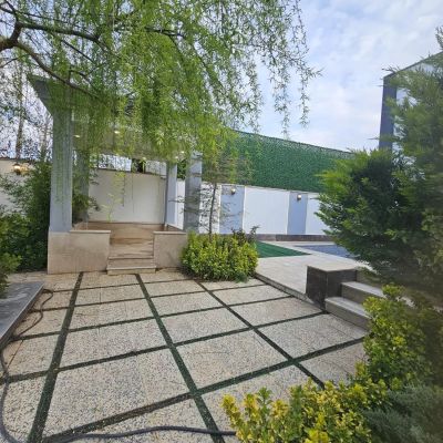 ویلا 350 متری سه خوابه در باغستان کرج