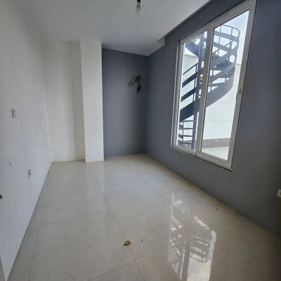 ویلا 350 متری سه خوابه در باغستان کرج