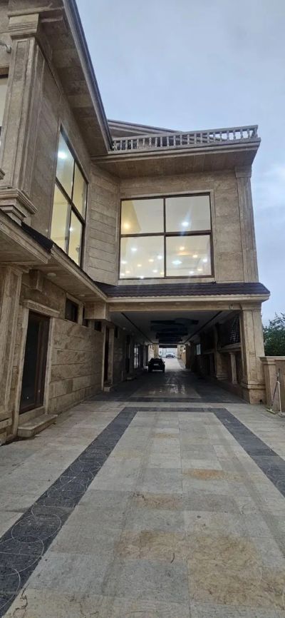 تجاری 3000 متری دو خوابه در هچیرود چالوس