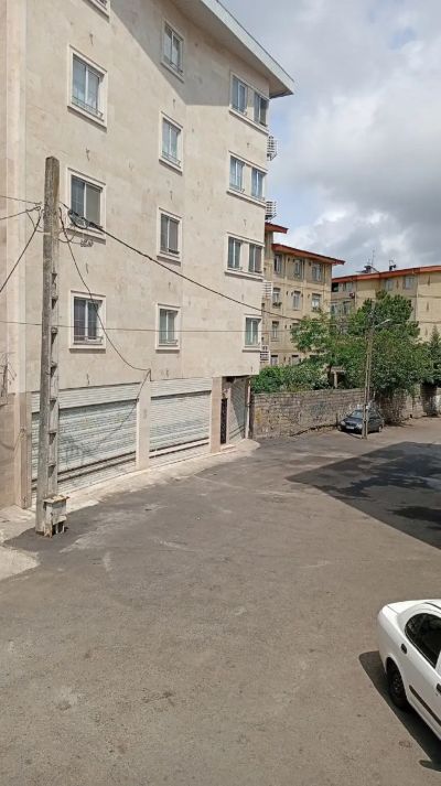 تجاری 25 متری در میدان یخسازی رشت