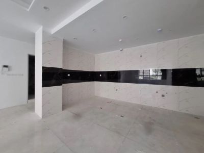 آپارتمان 120 متری سه خوابه در فاز 0 پرند