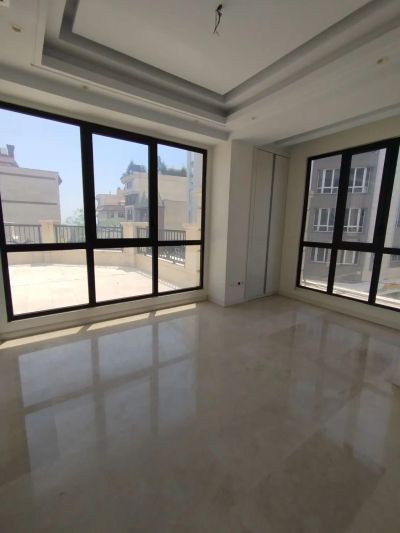 اداری 125 متری سه خوابه در زعفرانیه تهران