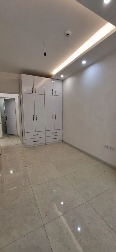 آپارتمان 201 متری سه خوابه در معلم رشت