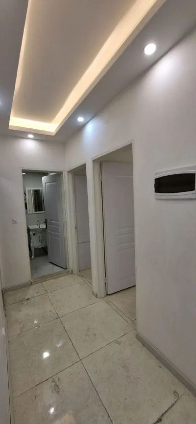 آپارتمان 201 متری سه خوابه در معلم رشت