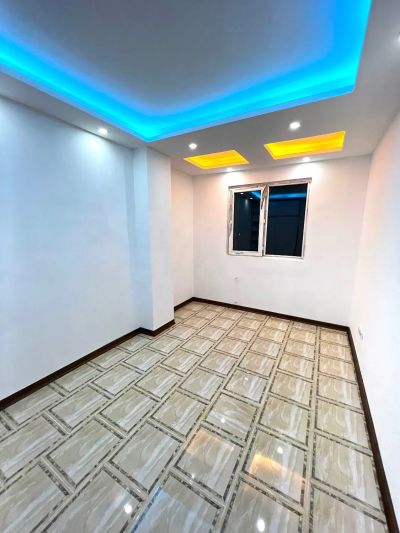 آپارتمان 106 متری دو خوابه در فاز 6 پرند
