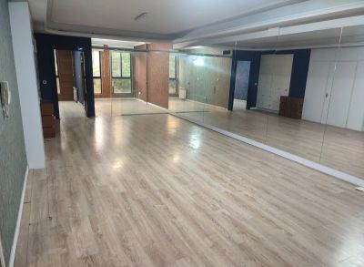 آپارتمان 90 متری دو خوابه در جردن تهران
