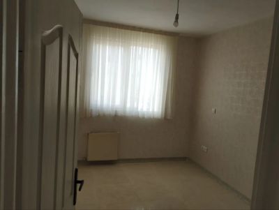 آپارتمان 80 متری دو خوابه در گلبهار
