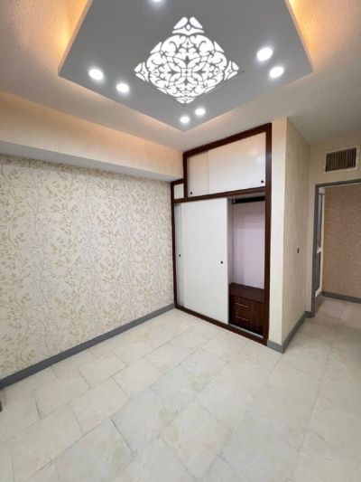 آپارتمان 104 متری دو خوابه در فاز 2 پرند