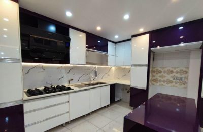 آپارتمان 83 متری دو خوابه در فاز 6 پرند