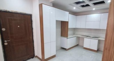 آپارتمان 83 متری دو خوابه در فاز 6 پرند