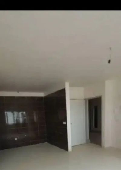 آپارتمان 84 متری دو خوابه در فاز 6 پرند